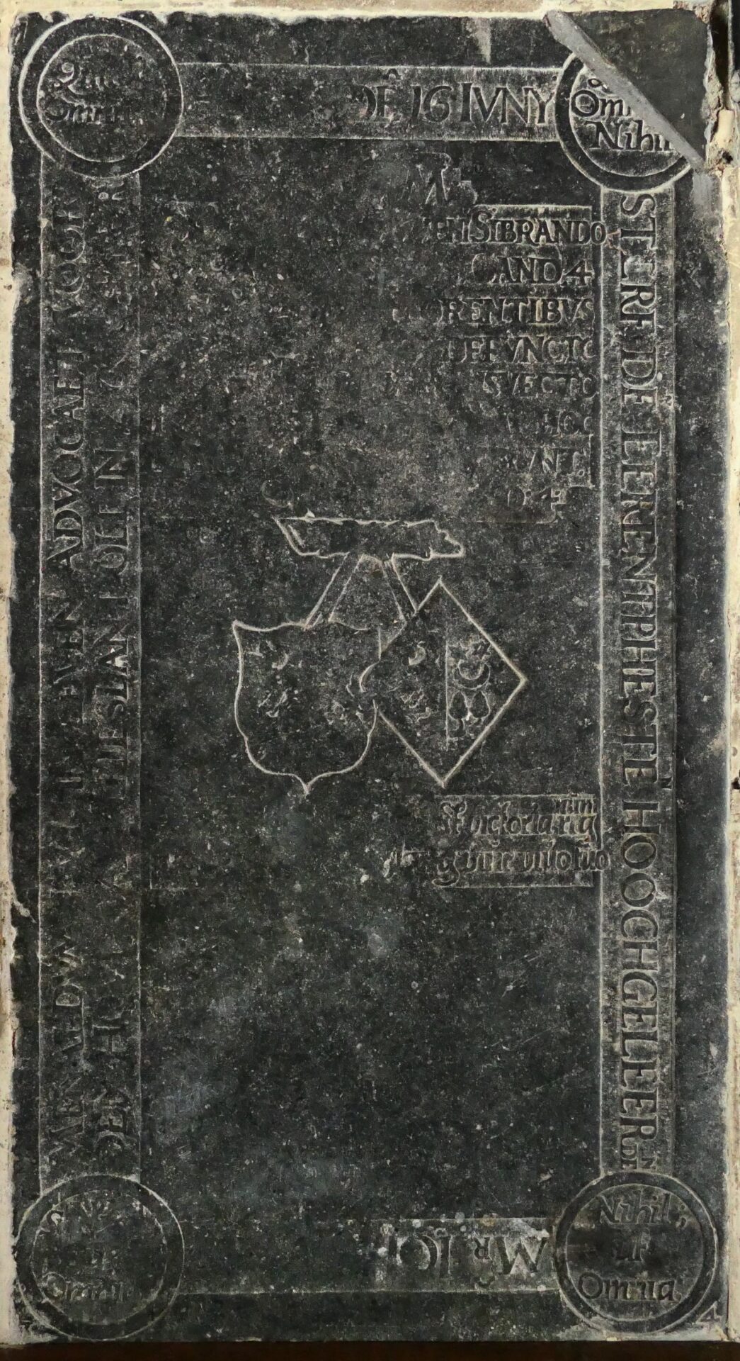 A-13-03-00262 Gerrit de Vries (kleine steen) (Groot)